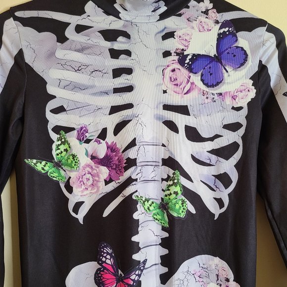 One Piece Skeleton (Bones/Butterflies & Flowers) Jumpsuit/Costume - Picture 3 of 5